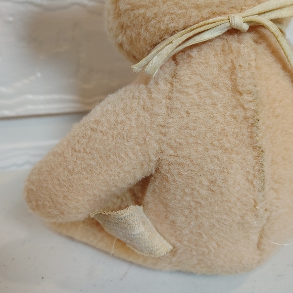 Winnie The Pooh Plush with Bib 9” Stuffed Animal Vintage Walt Disney Productions - Picture 6 of 11